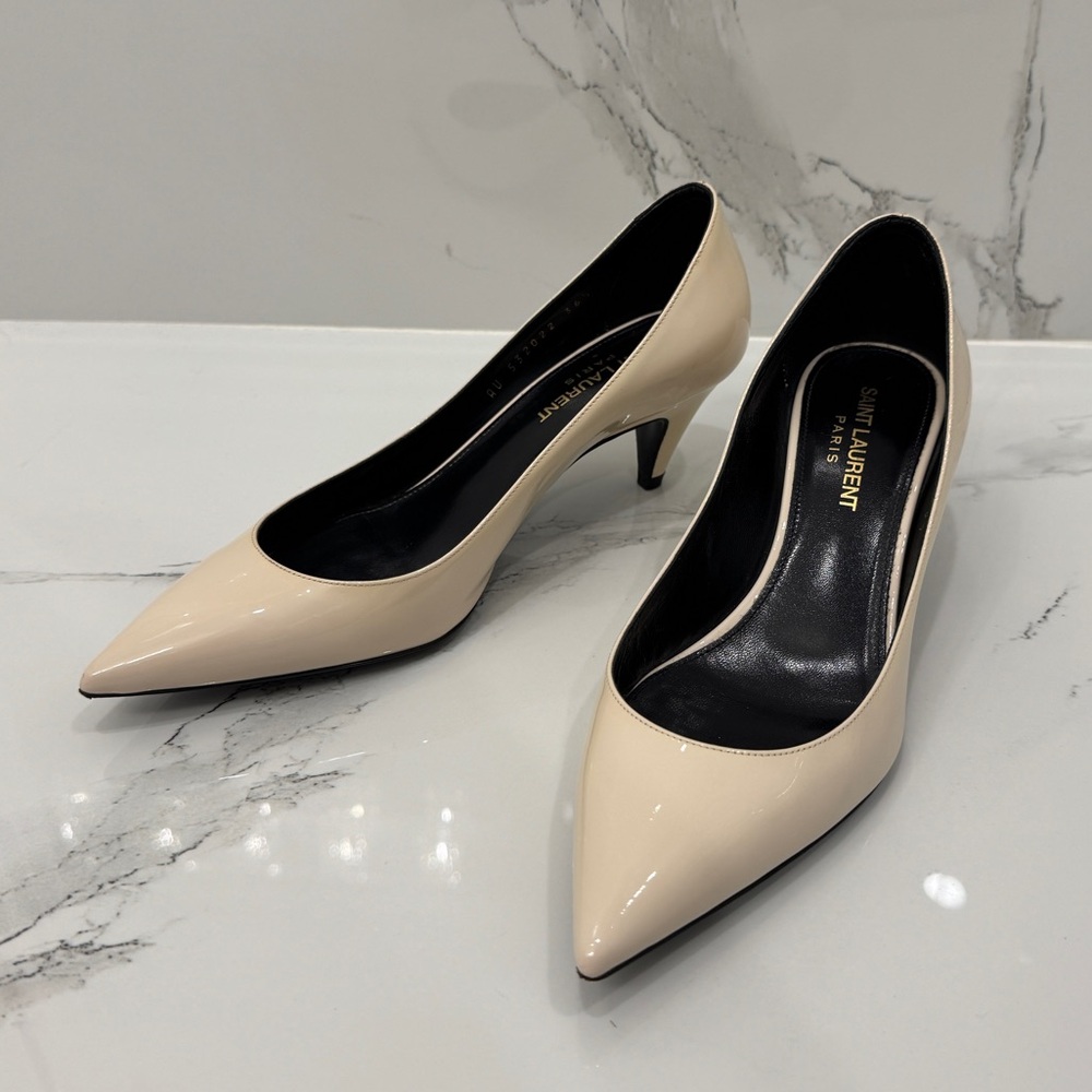 Yves Saint Laurent Cream Patent Leather kitten Heels